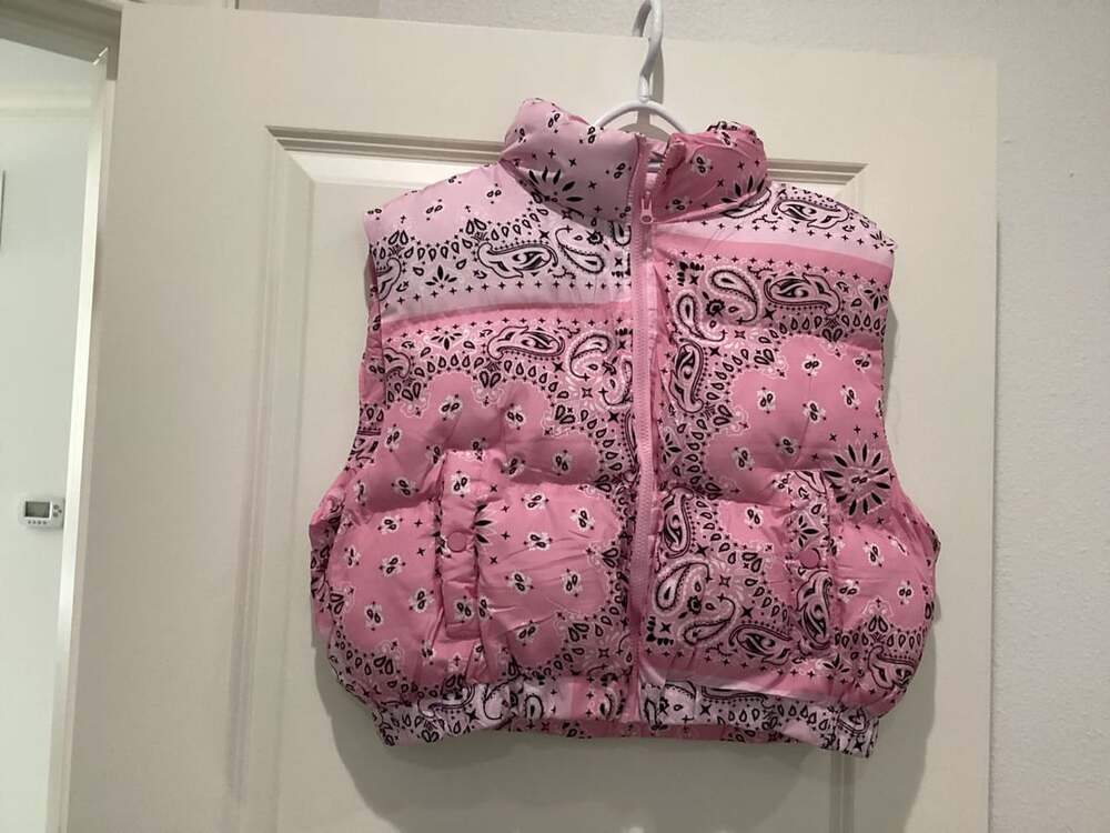 35points Pink Bandana Print Puffer Vest